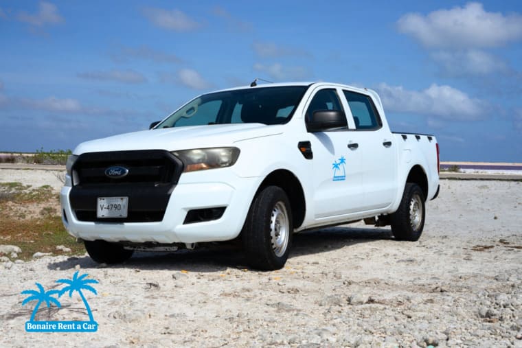 Car rental Bonaire Ford Pickup Front View